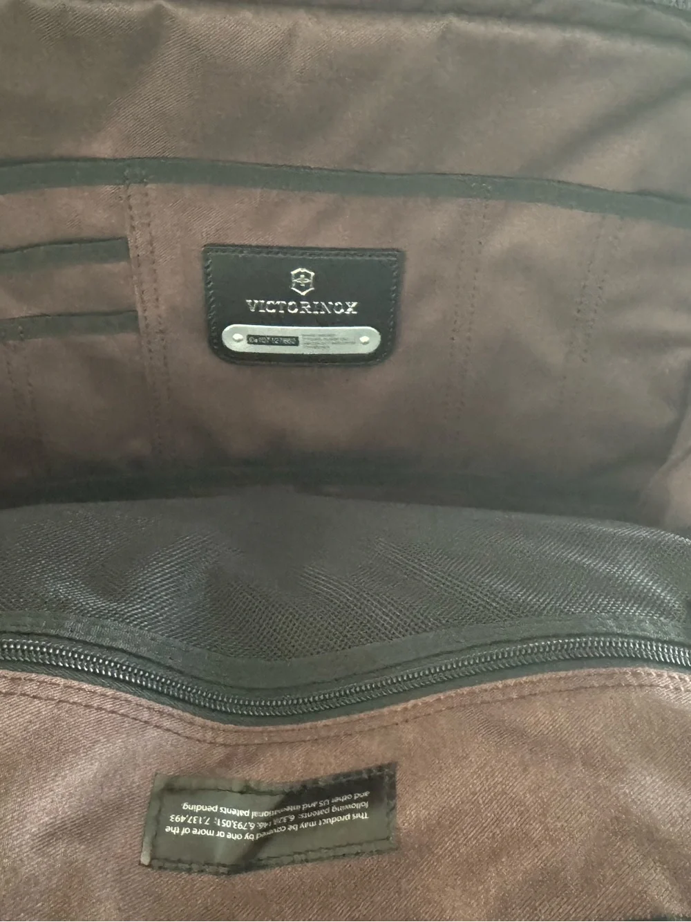 Victorinox Rolling Expandable Laptop Carry On Briefcase with Leather Accents